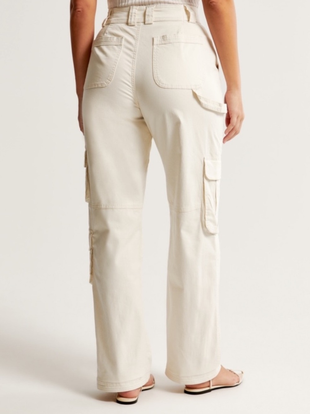 Abercrombie & Fitch Women's Cream Cargo Jeans
